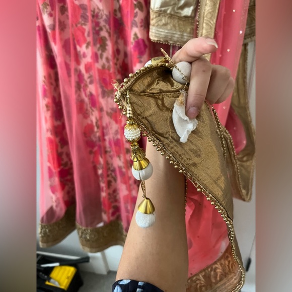 Size 40 Lengha - Picture 3 of 4